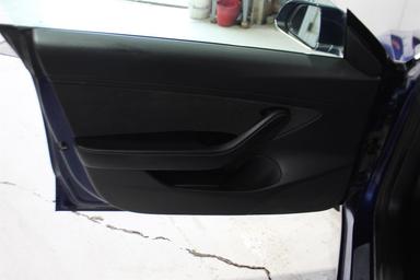 Tesla Model 3 2018 - Thumbnail 9