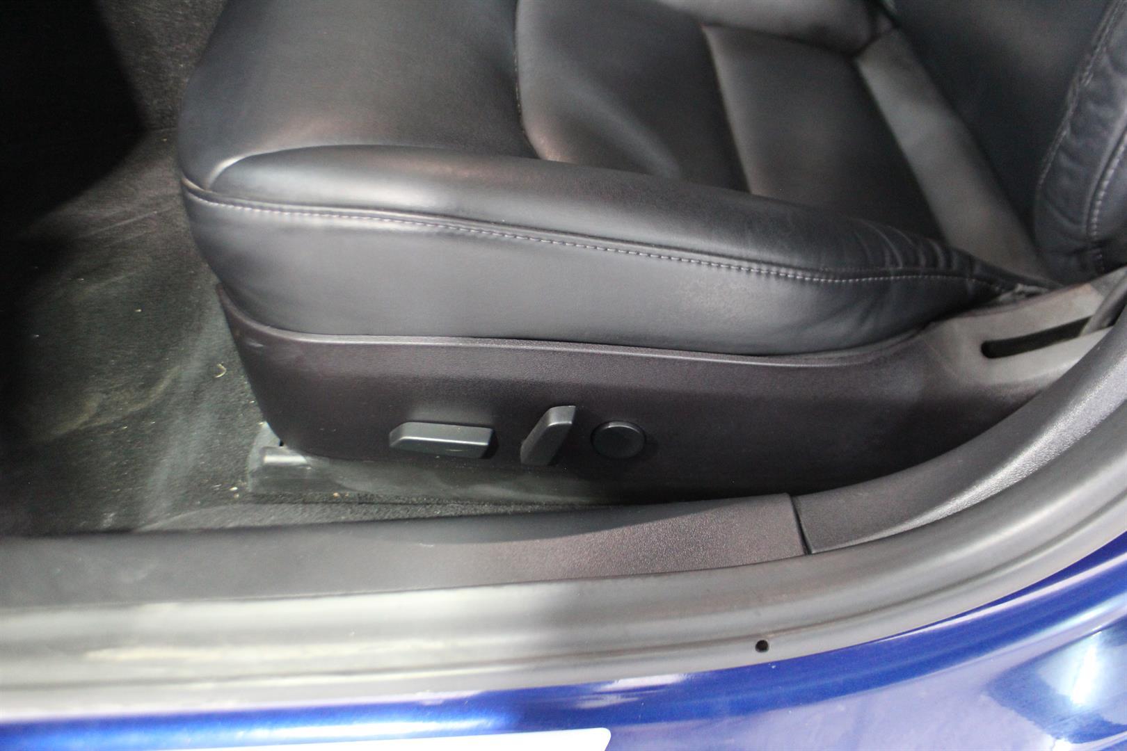 Tesla Model 3 2018 - Image 11