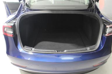 Tesla Model 3 2018 - Thumbnail 22