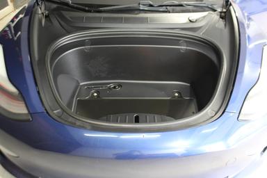 Tesla Model 3 2018 - Thumbnail 23