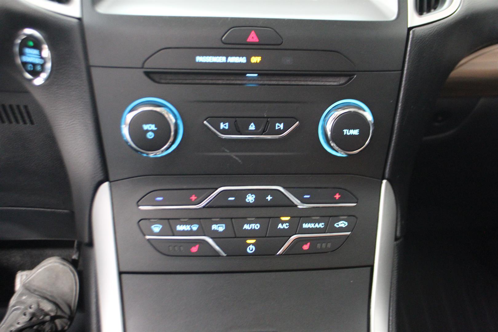 Ford EDGE 2018 - Image 24