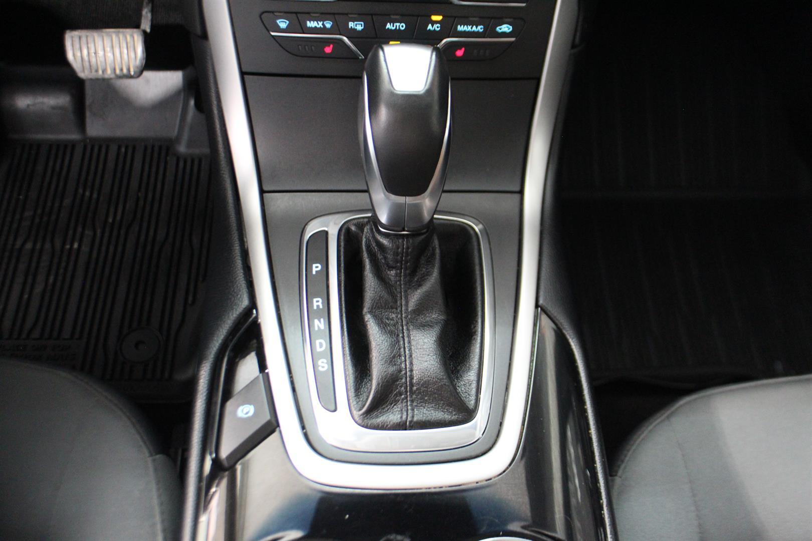 Ford EDGE 2018 - Image 25