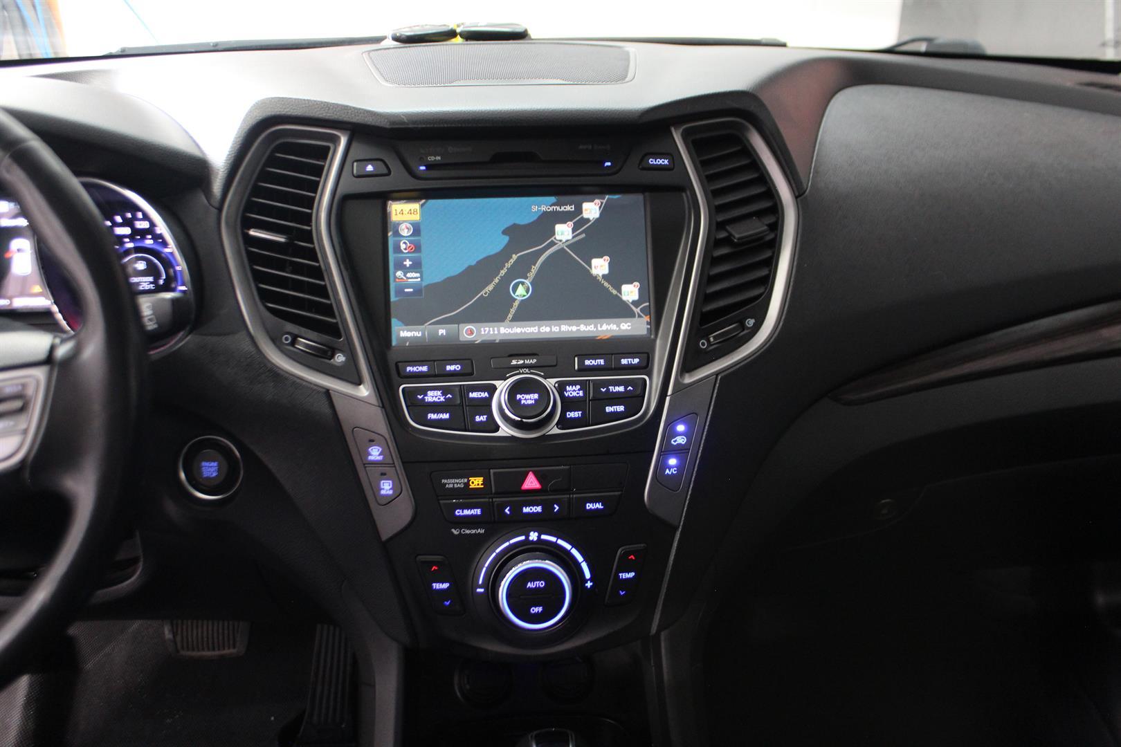 Hyundai SANTA FE SPORT 2015 - Image 20