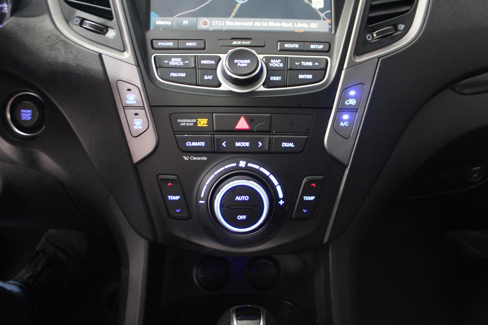 Hyundai SANTA FE SPORT 2015 - Image 23