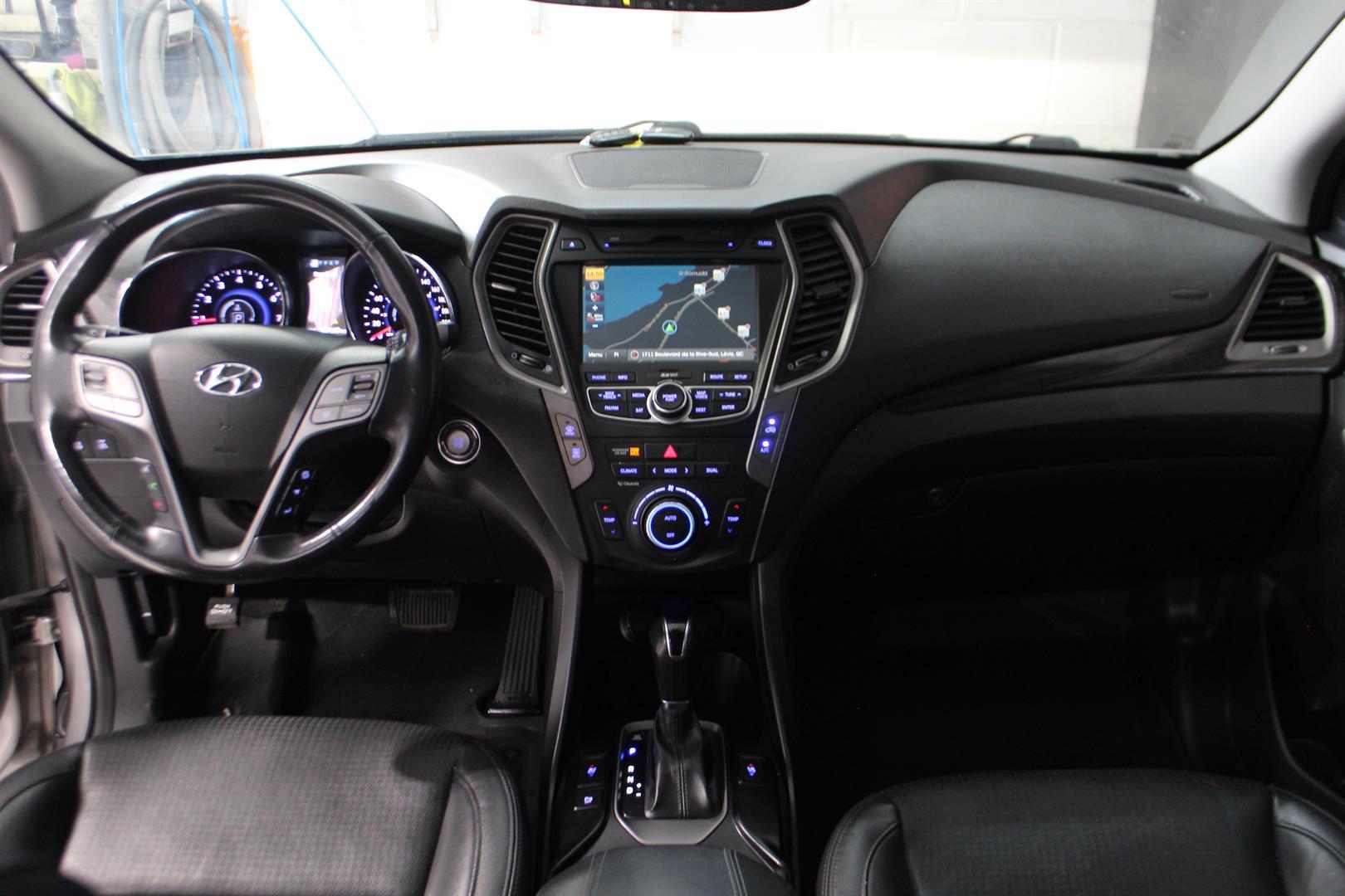 Hyundai SANTA FE SPORT 2015 - Image 14