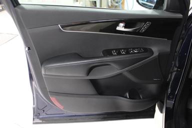 Kia Sorento 2020 - Thumbnail 10