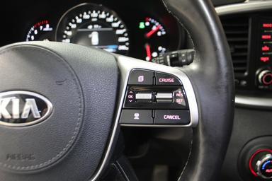 Kia Sorento 2020 - Thumbnail 18