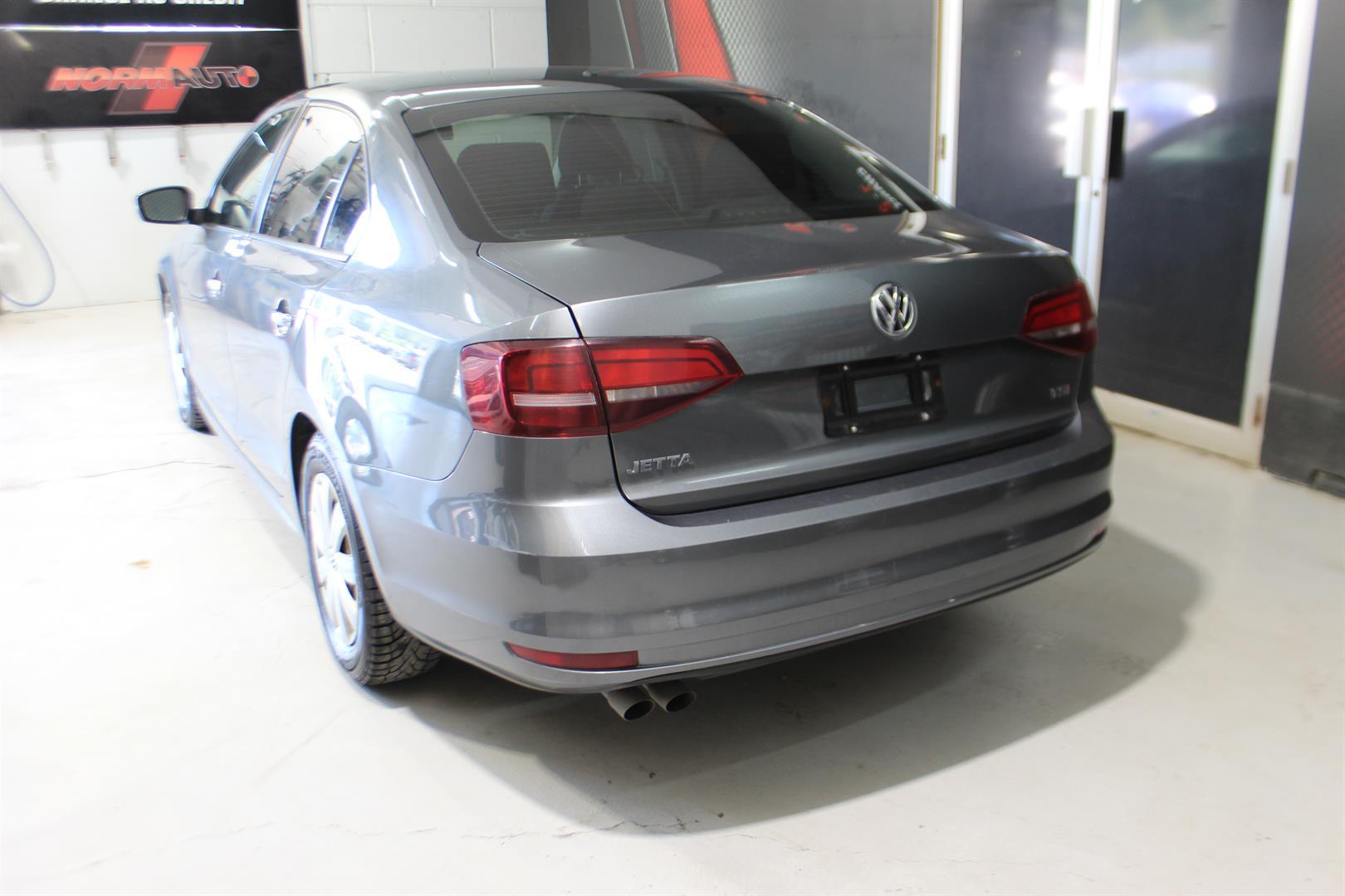 Volkswagen Jetta Sedan 2016 - Image 8