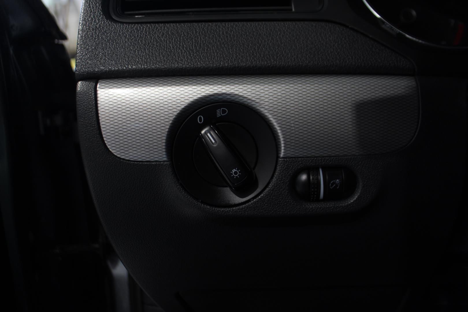 Volkswagen Jetta Sedan 2016 - Image 12