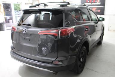 Toyota RAV4 2016 - Thumbnail 6