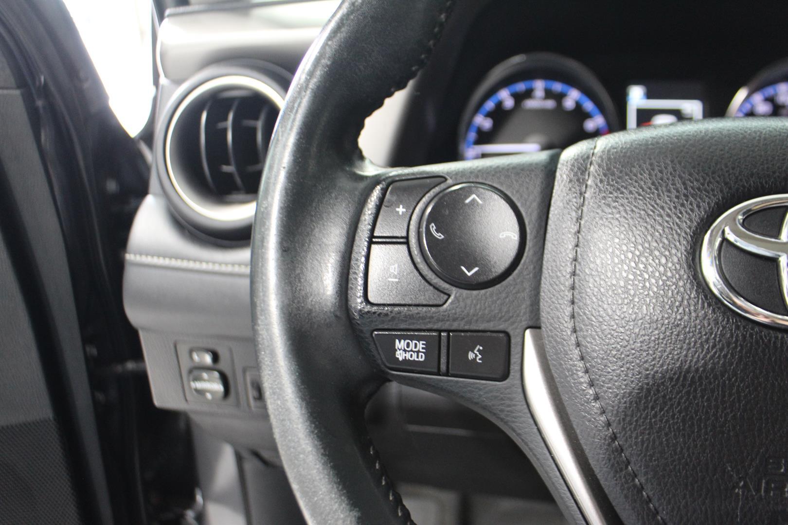 Toyota RAV4 2016 - Image 17