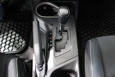 Toyota RAV4 2016 - Thumbnail 24