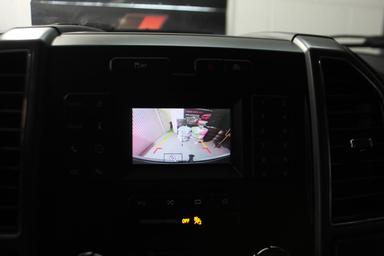 Ford F-150 2018 - Thumbnail 17