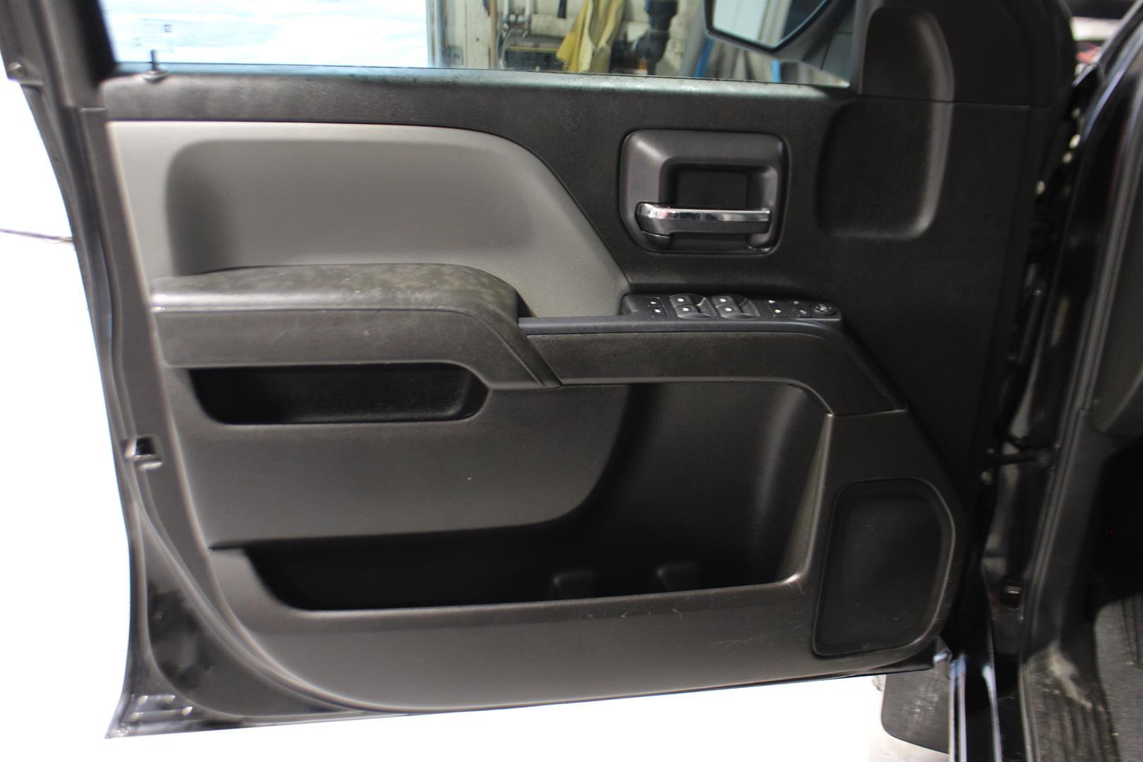 Chevrolet Silverado 1500 LD 2019 - Image 8