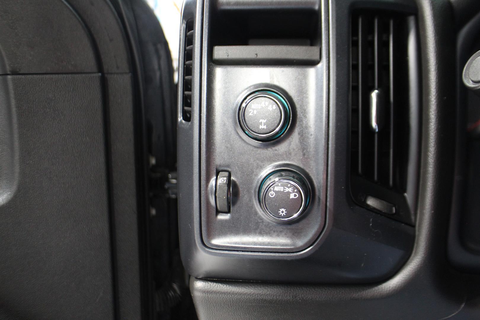 Chevrolet Silverado 1500 LD 2019 - Image 10