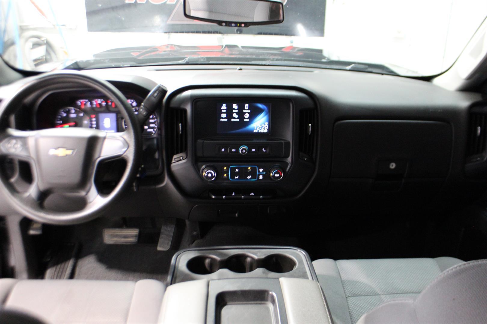 Chevrolet Silverado 1500 LD 2019 - Image 11