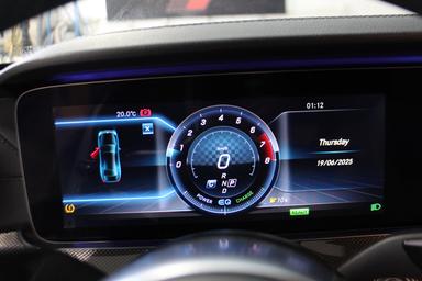 Mercedes-benz E-Class 2019 - Thumbnail 17