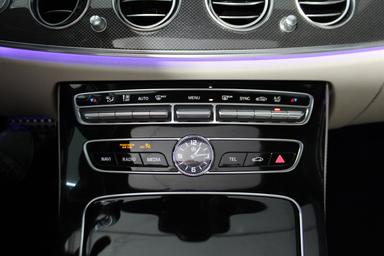 Mercedes-benz E-Class 2019 - Thumbnail 23