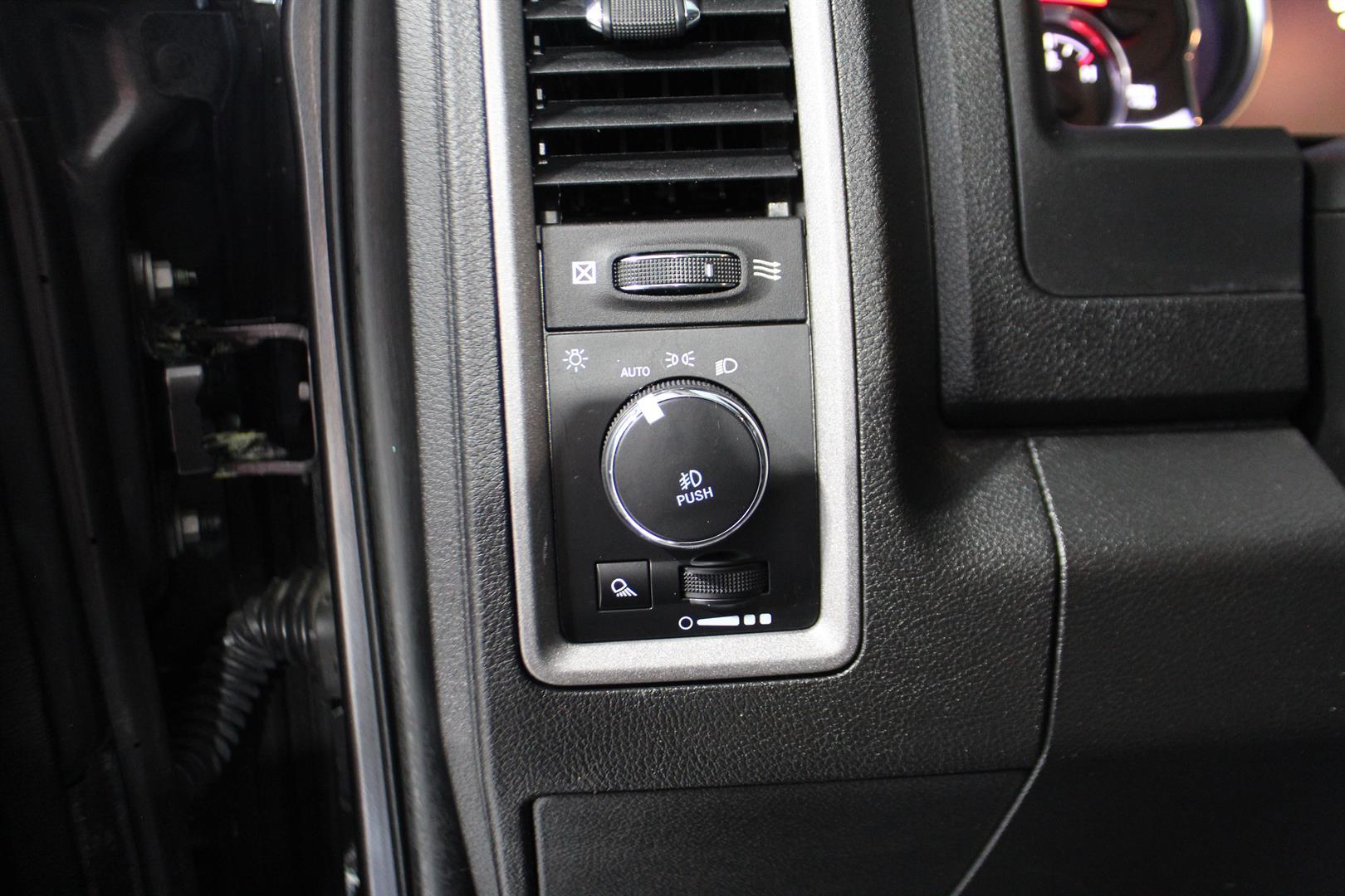 Ram 1500 Classic 2021 - Image 11