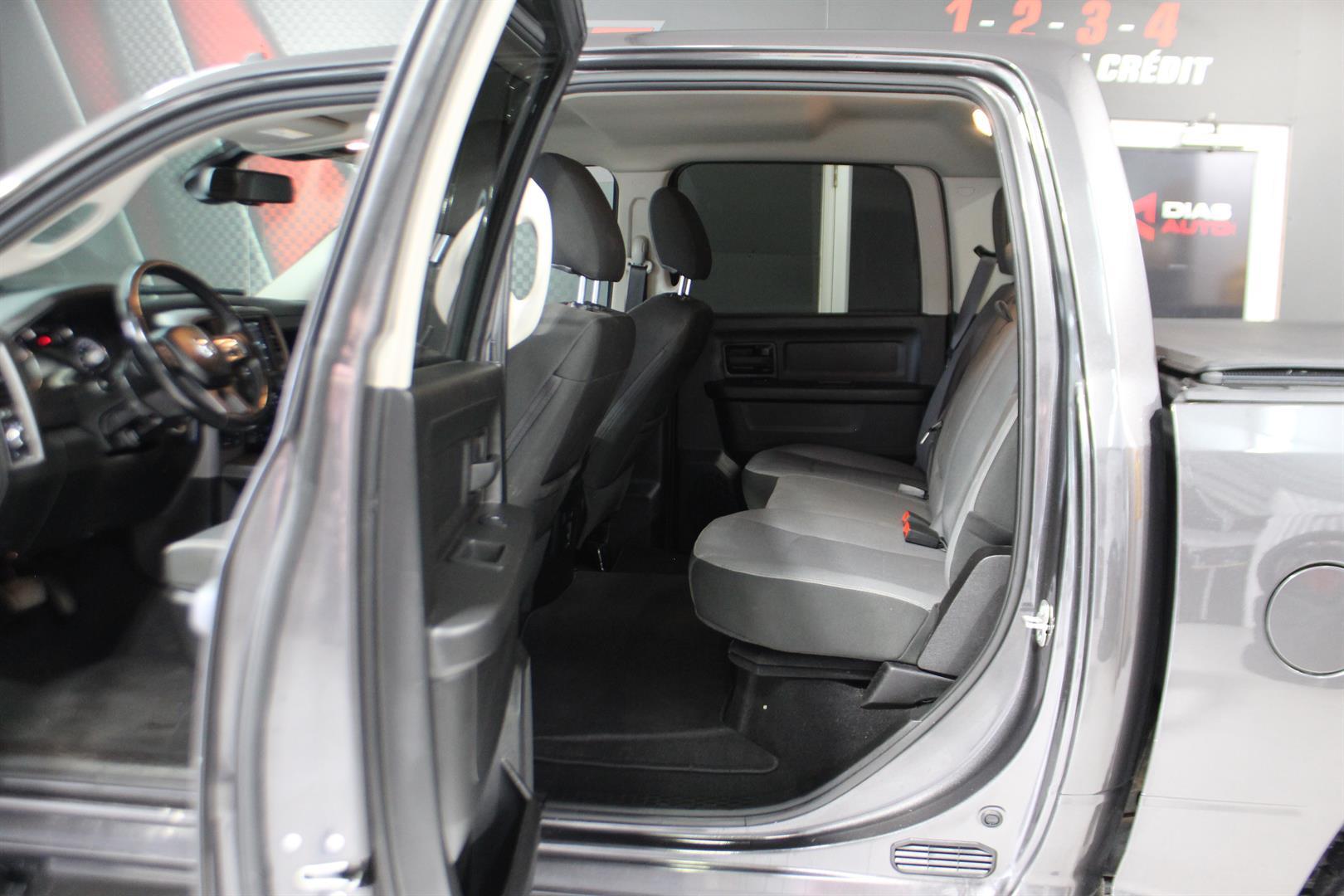 Ram 1500 Classic 2021 - Image 25