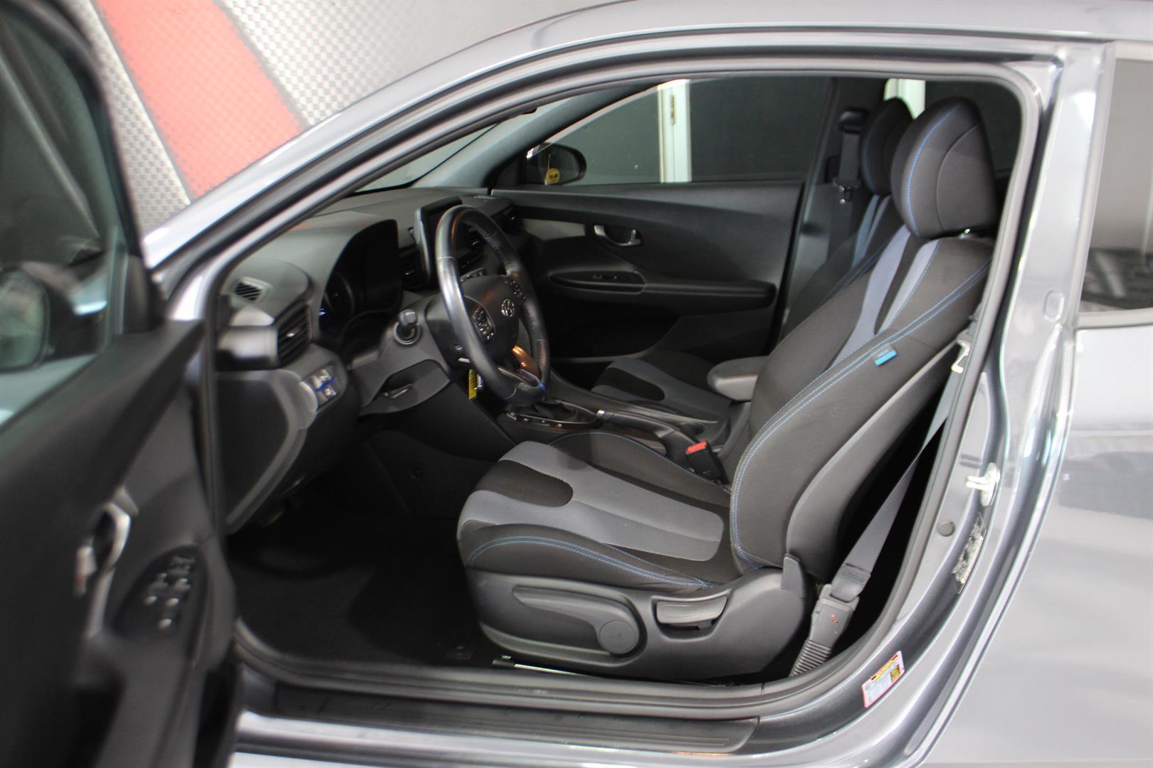 Hyundai Veloster 2020 - Image 11