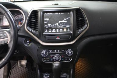 Jeep Cherokee 2017 - Thumbnail 19