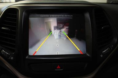 Jeep Cherokee 2017 - Thumbnail 24