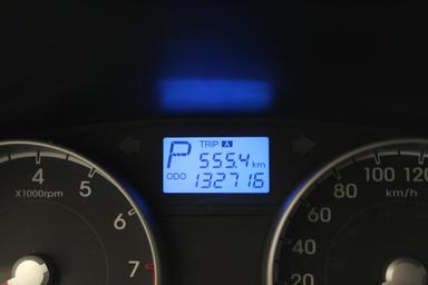 Hyundai Accent 2010 - Thumbnail 14