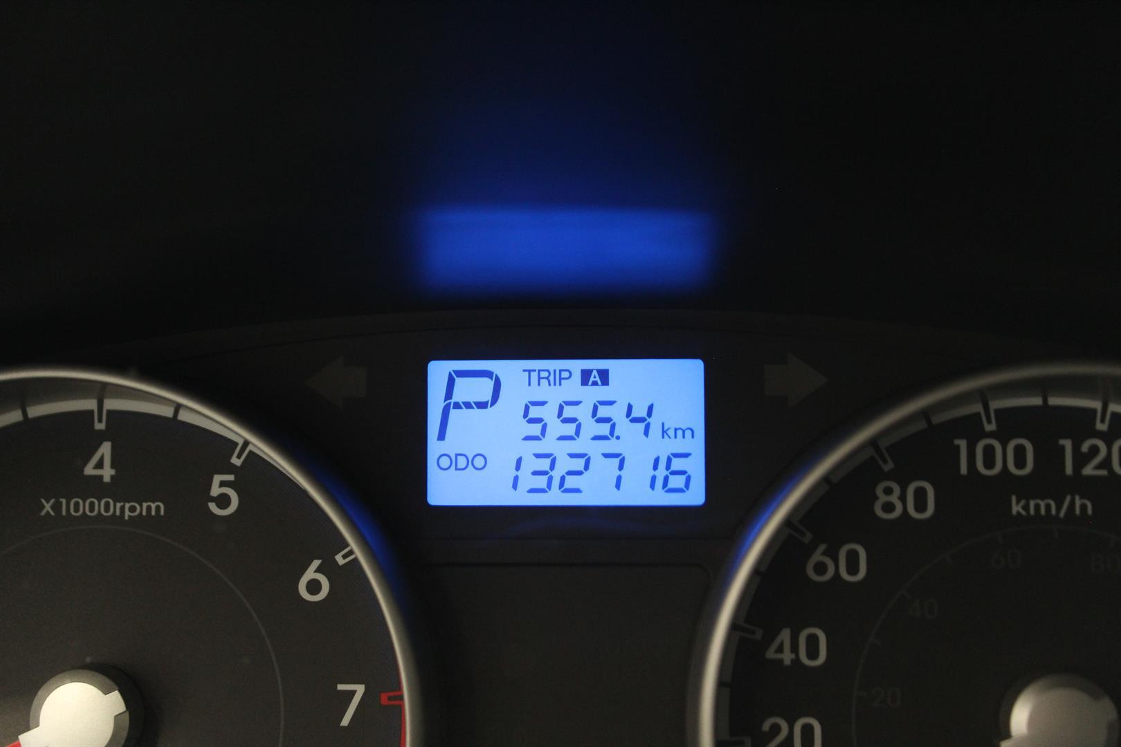 Hyundai Accent 2010 - Image 14