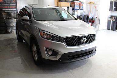 Kia Sorento 2017 - Thumbnail 5