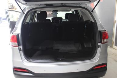 Kia Sorento 2017 - Thumbnail 24