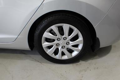 Hyundai Elantra 2013 - Thumbnail 8