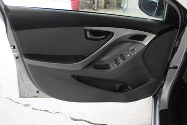 Hyundai Elantra 2013 - Thumbnail 9