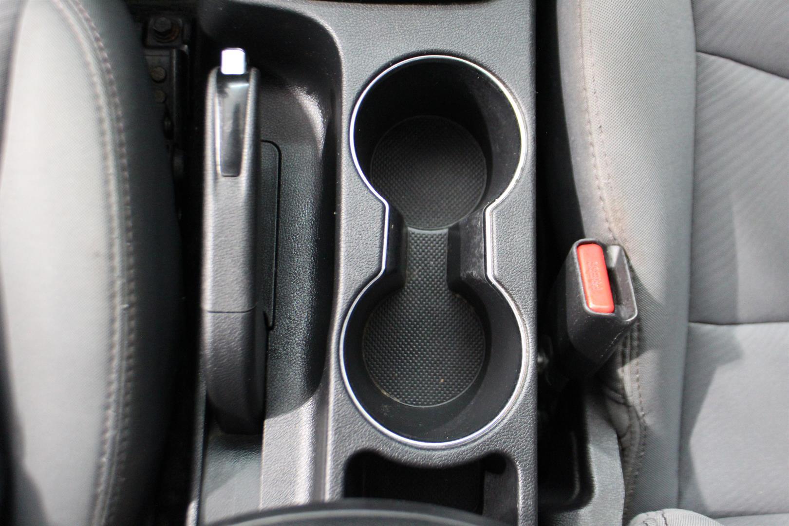 Hyundai Elantra 2013 - Image 21