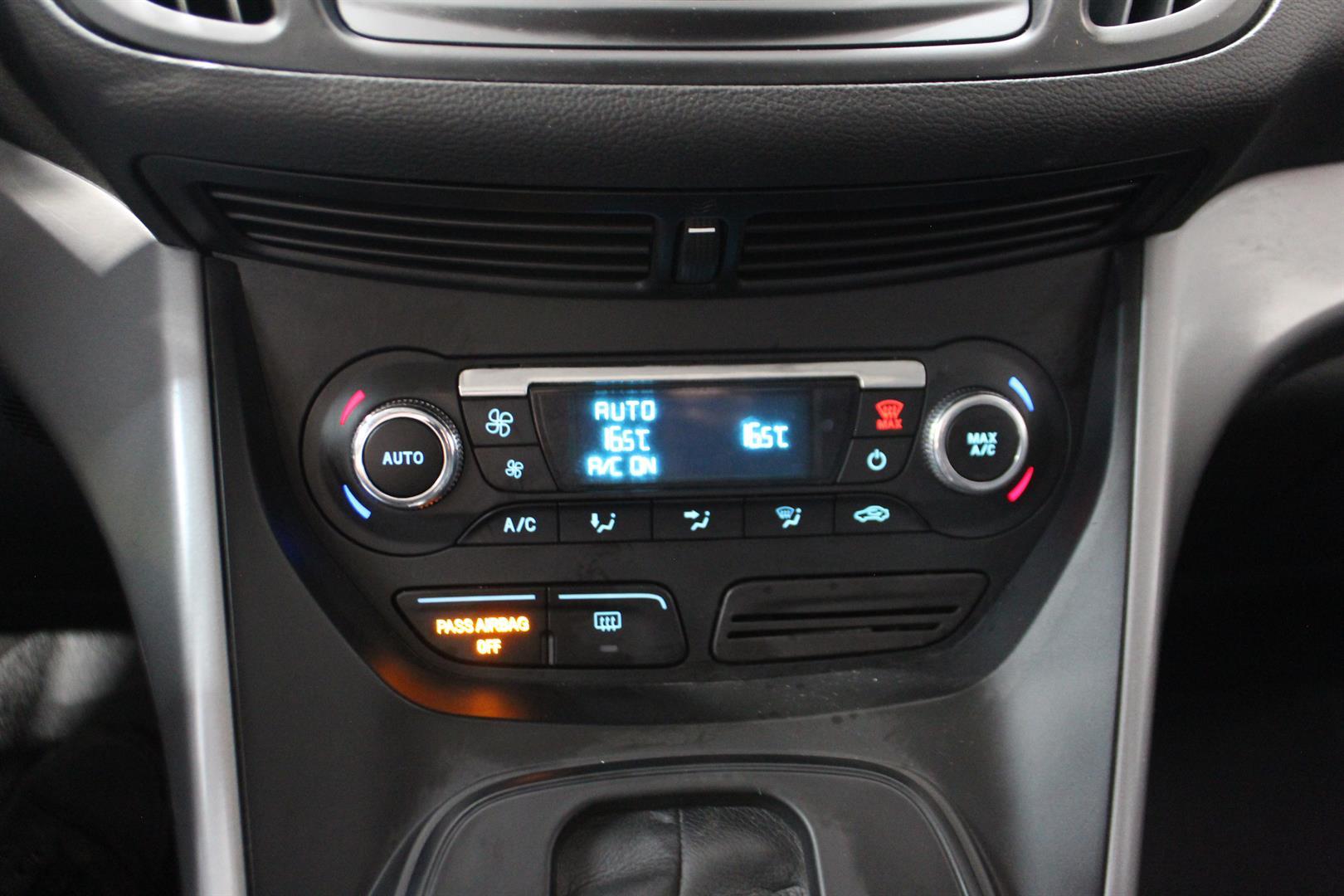 Ford Escape 2016 - Image 25