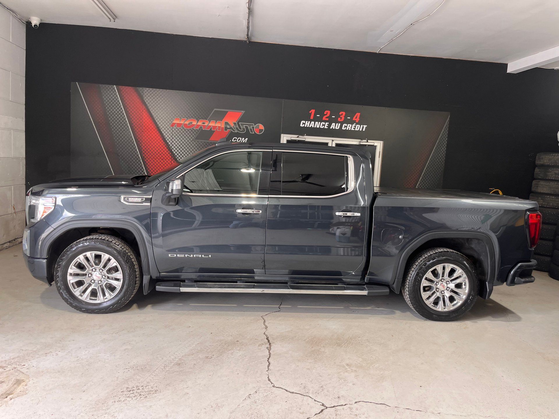 GMC Sierra 1500 2021 - Thumbnail 1