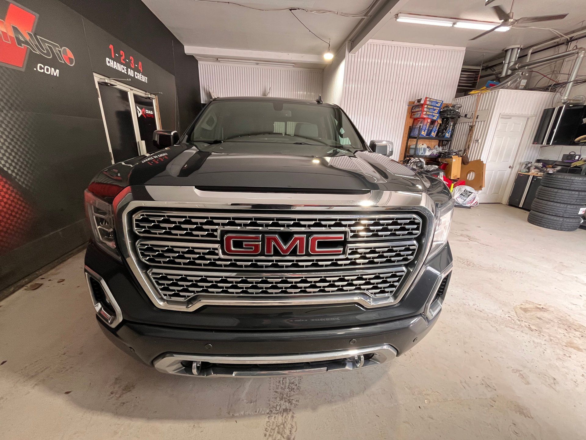 GMC Sierra 1500 2021 - Thumbnail 3