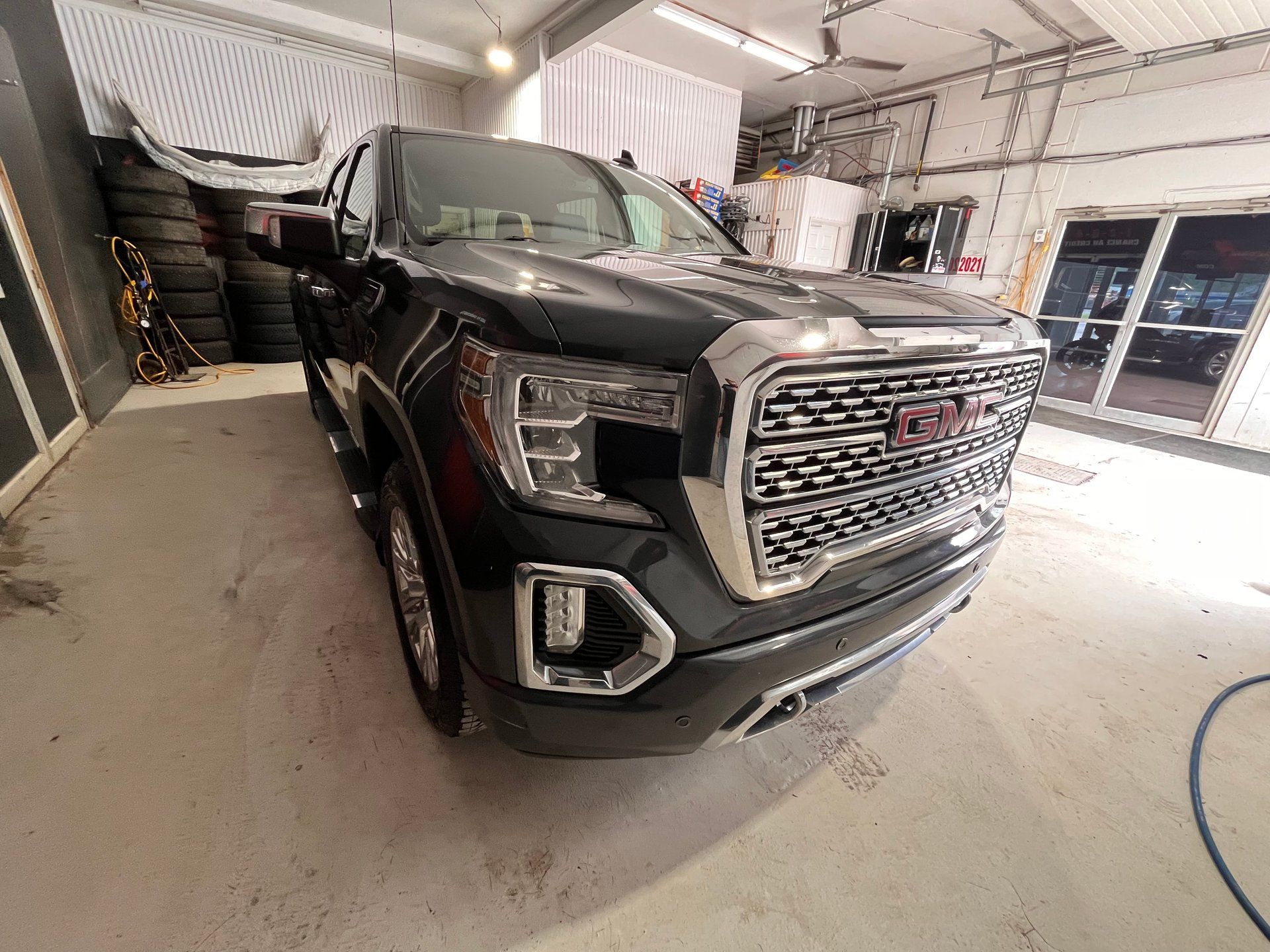 GMC Sierra 1500 2021 - Thumbnail 4