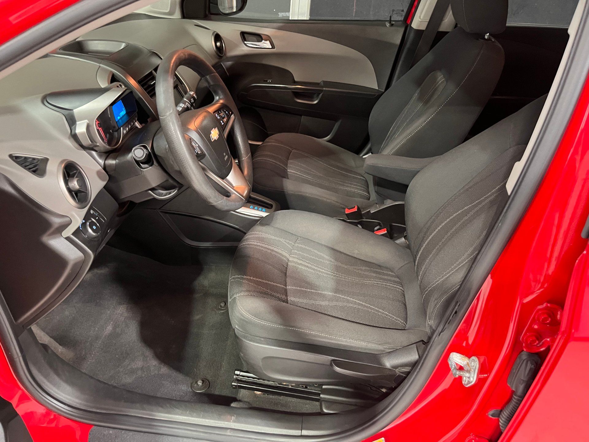 Chevrolet Sonic 2016 - Thumbnail 10