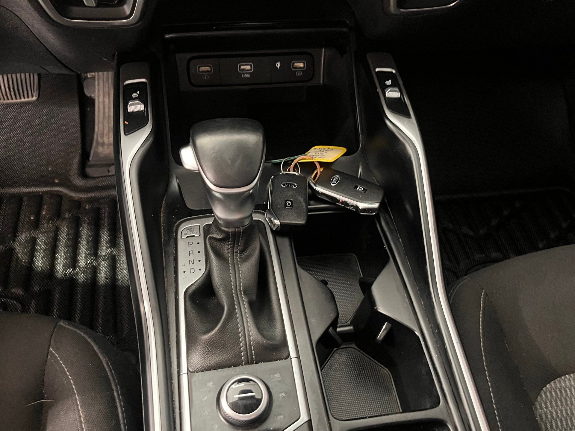 Kia Sorento 2021 - Thumbnail 18