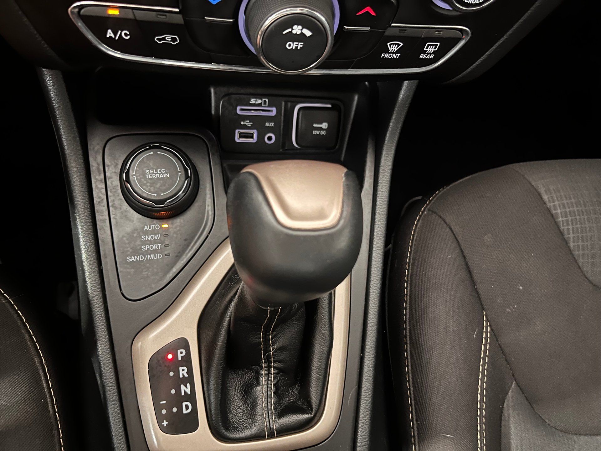 Jeep Cherokee 2016 - Thumbnail 11