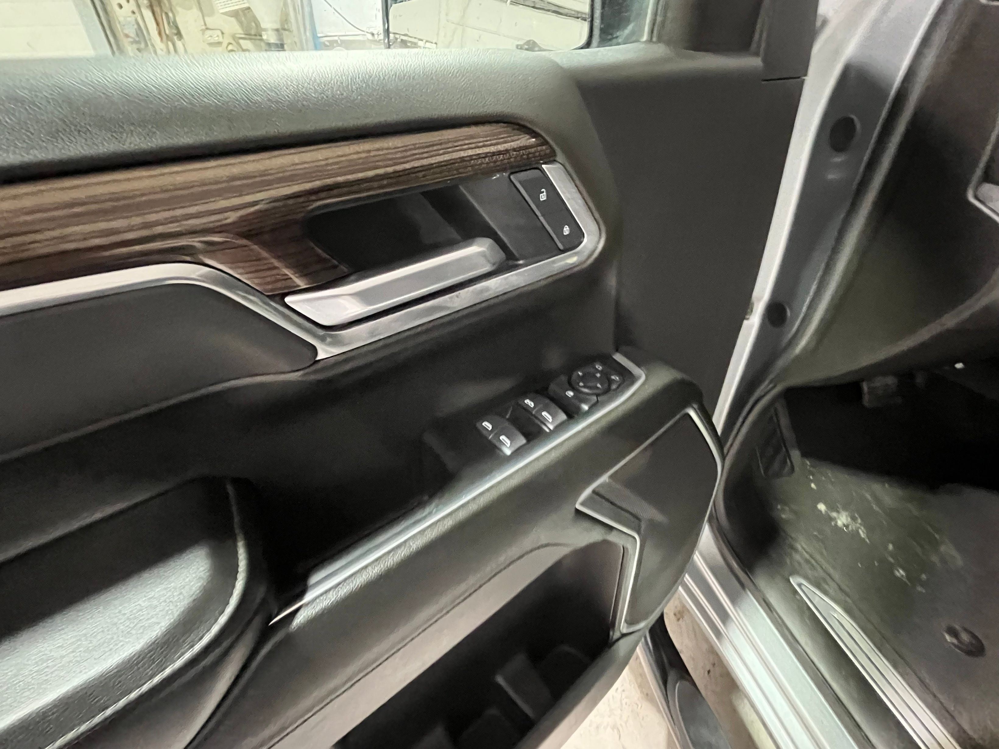 Chevrolet Silverado 1500 2025 - Thumbnail 19