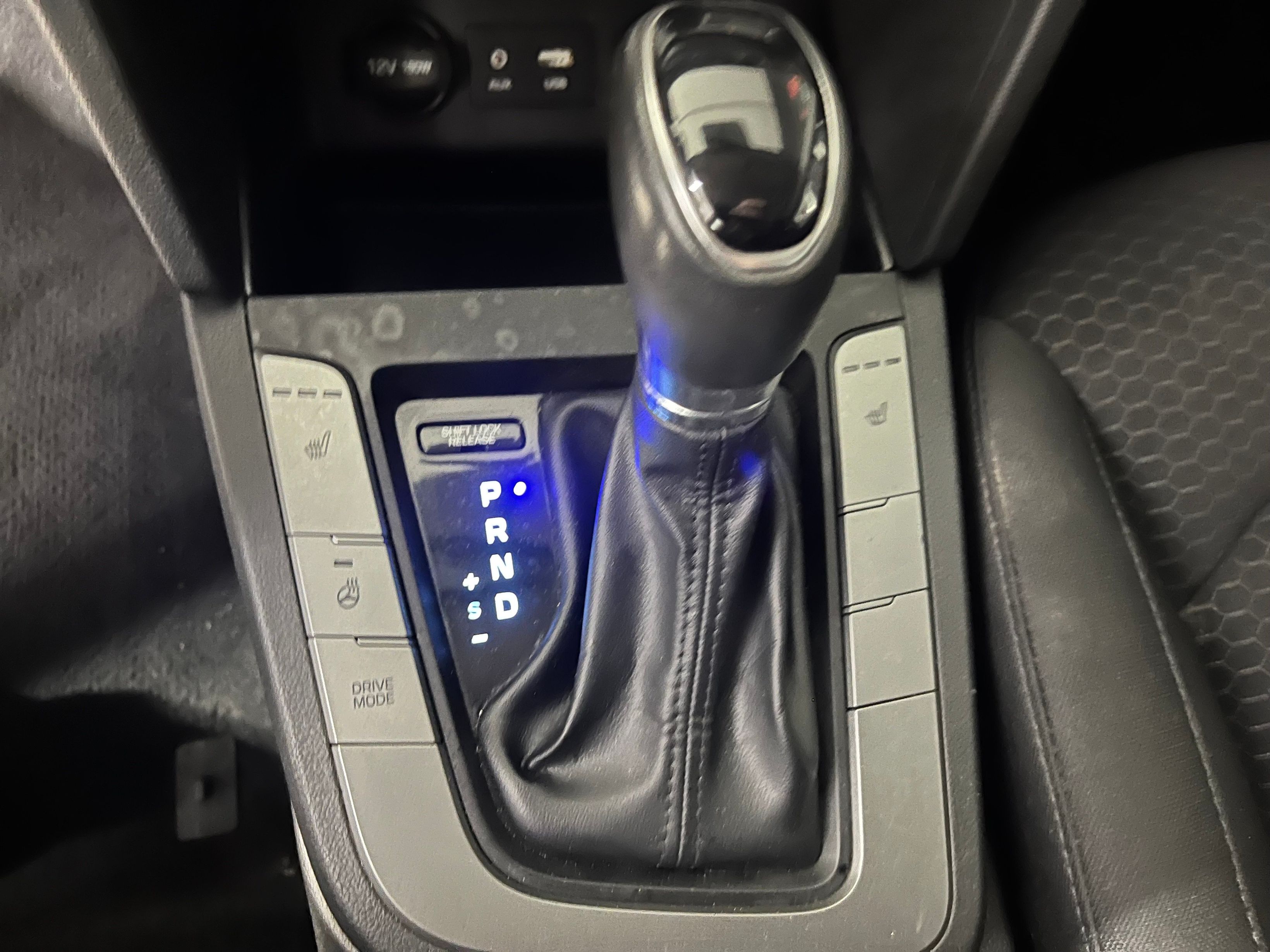 Hyundai Elantra 2020 - Thumbnail 18