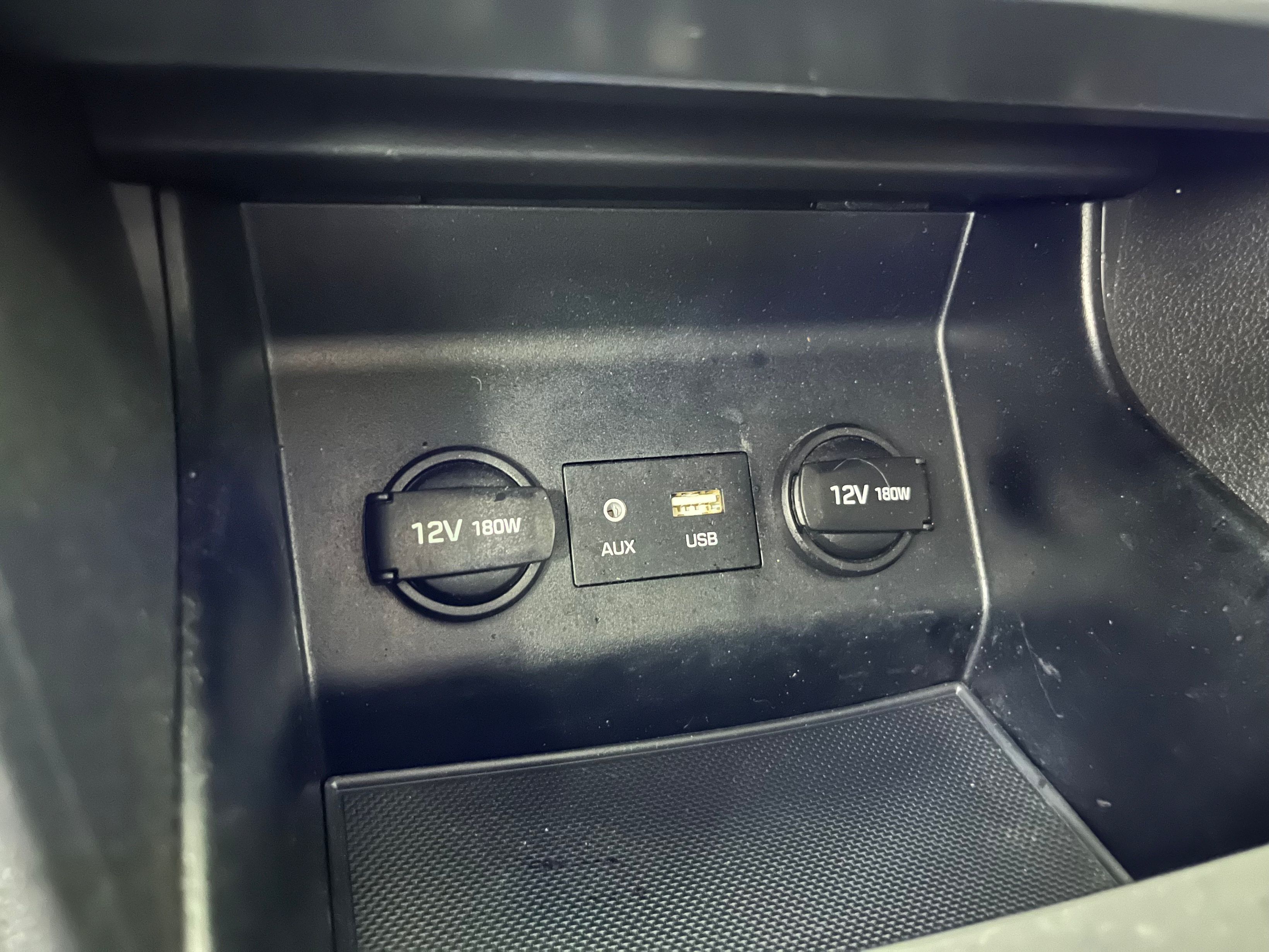 Hyundai Elantra 2020 - Thumbnail 19