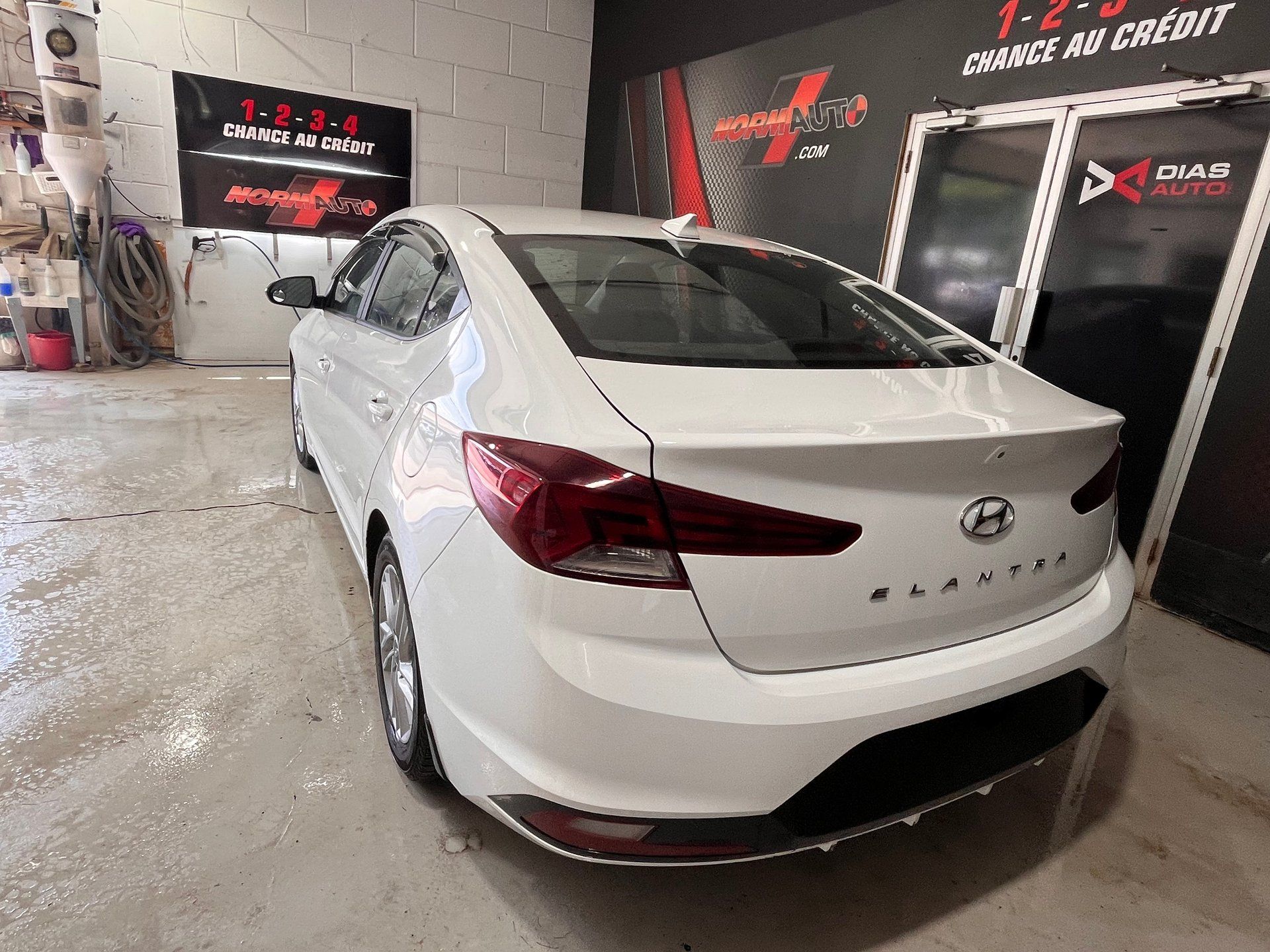 Hyundai Elantra 2020 - Thumbnail 9