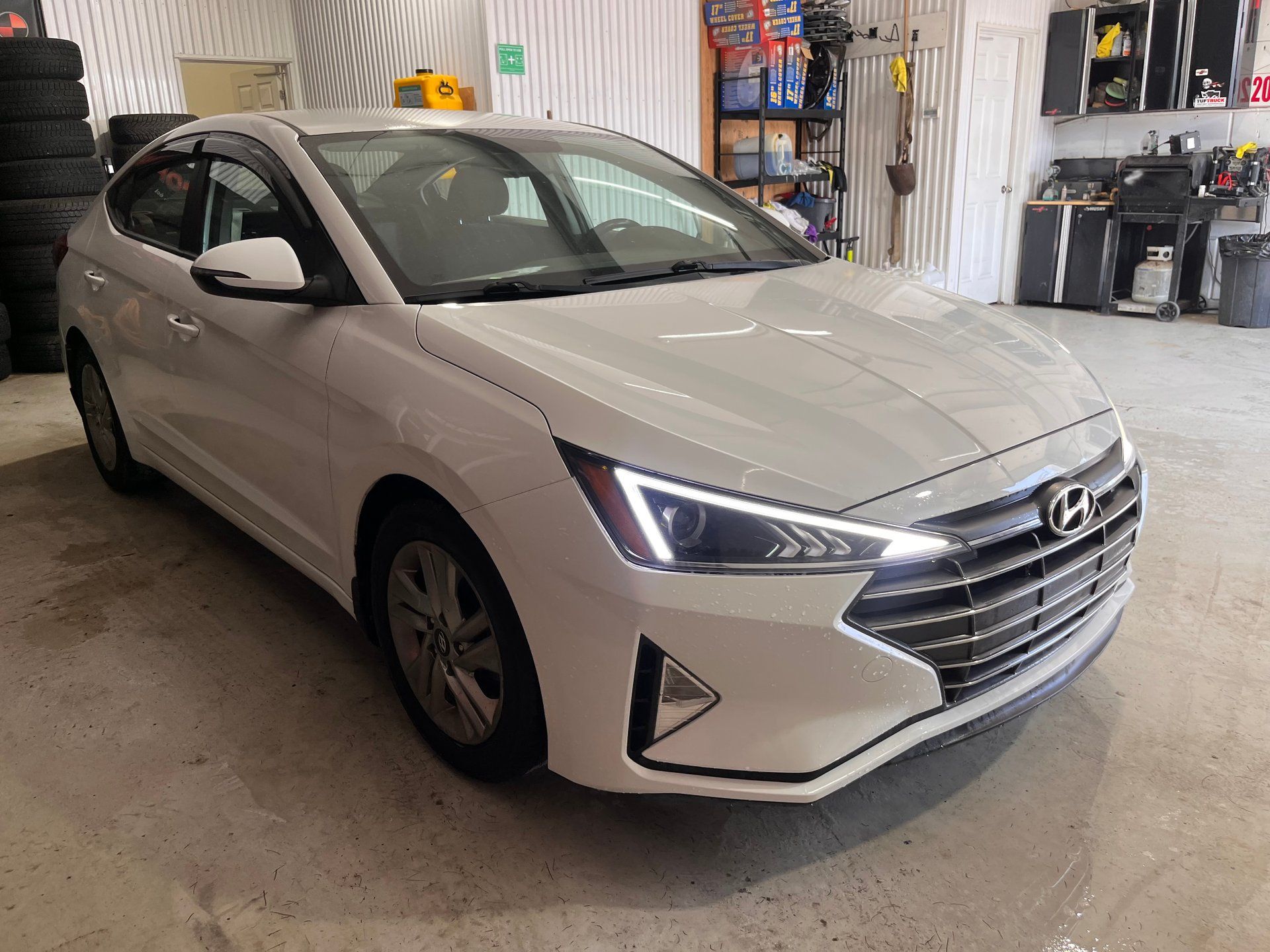 Hyundai Elantra 2020 - Thumbnail 6