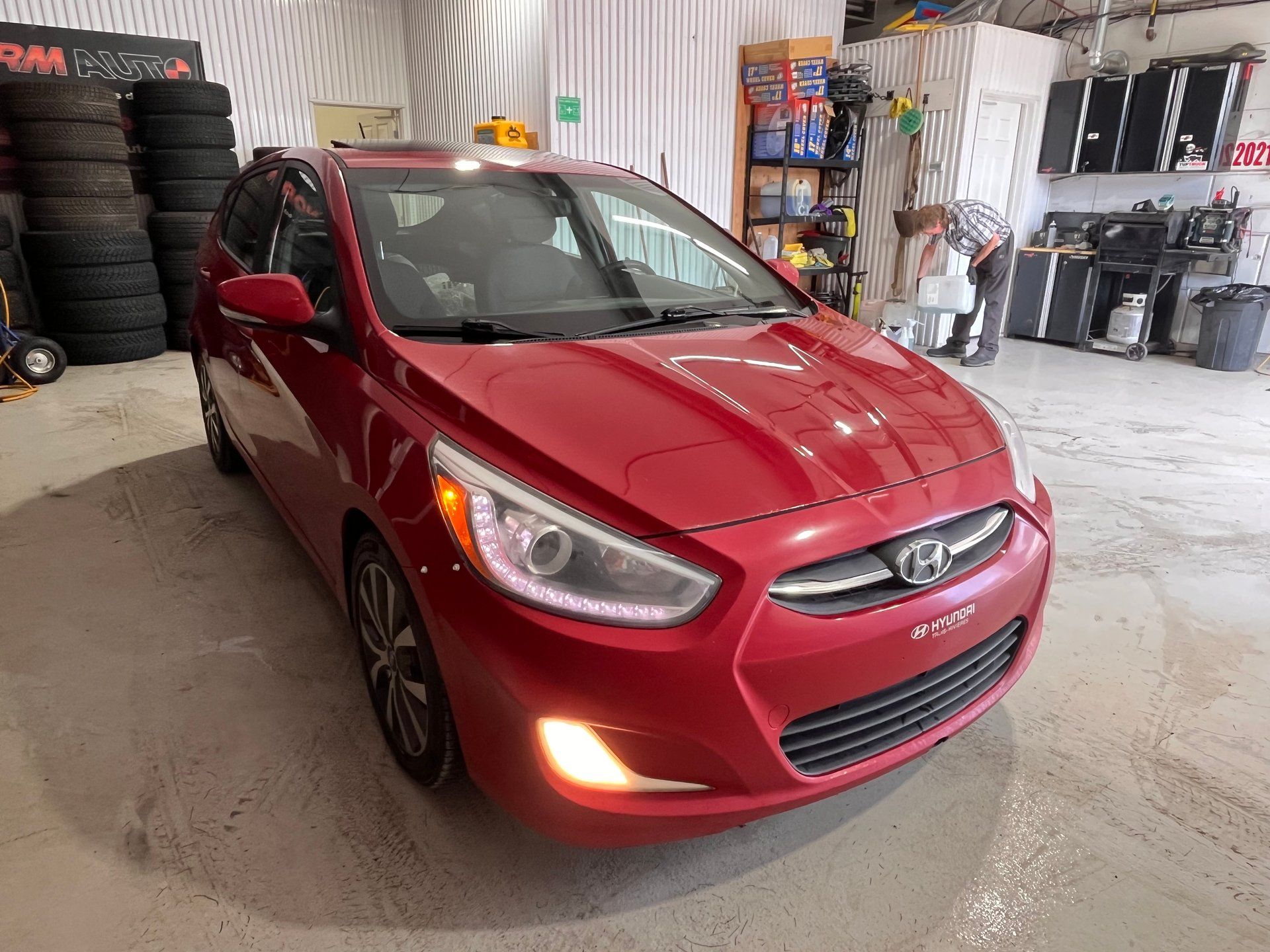 Hyundai Accent 2016 - Thumbnail 5