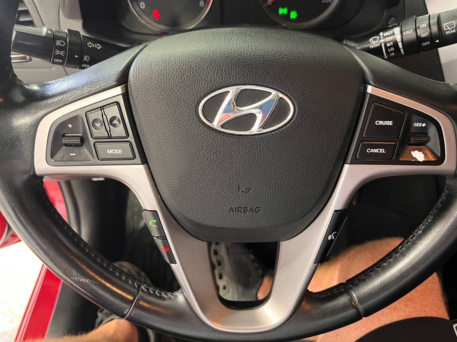 Hyundai Accent 2016 - Thumbnail 17