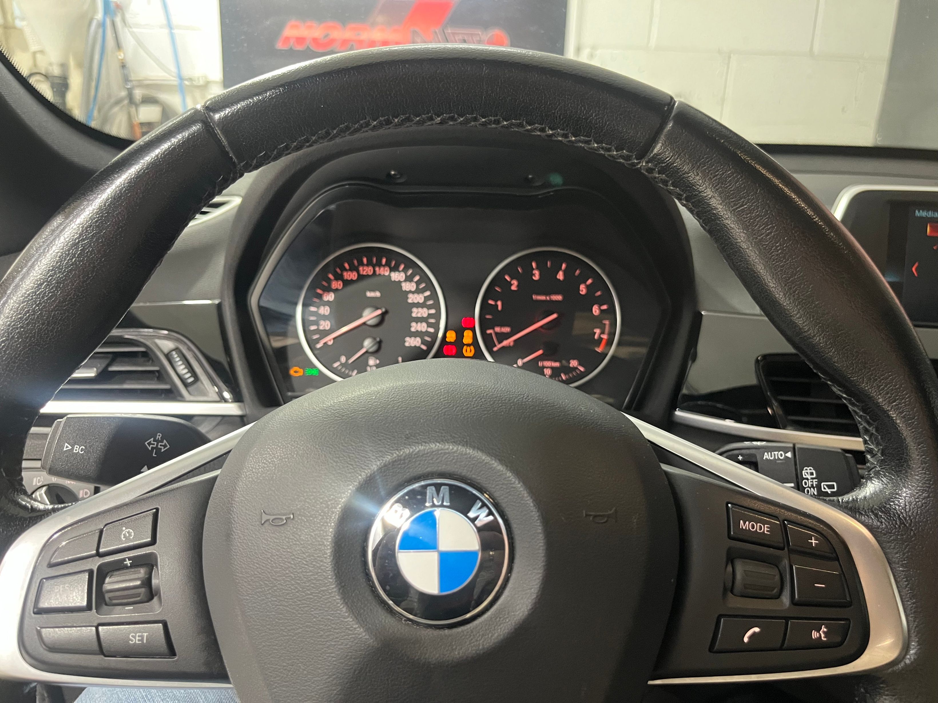 BMW X1 2018 - Thumbnail 11