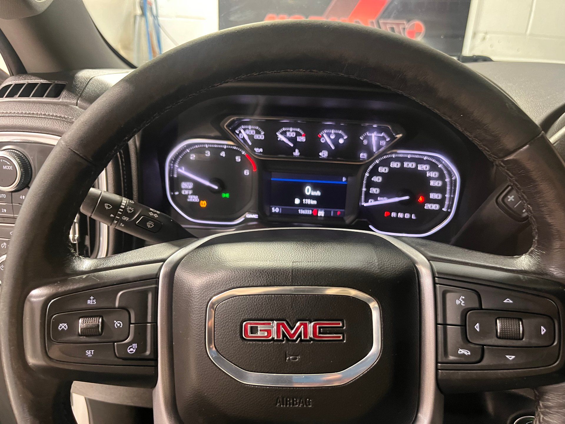 GMC Sierra 1500 2021 - Thumbnail 12